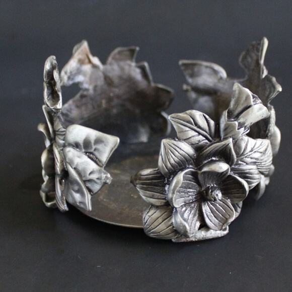 Vintage Pewter Floral Candle Holder 3x4 Ornate Metal Flower Decor - Picture 1 of 10